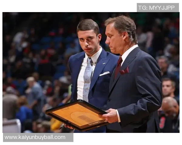 桑德斯50号秀表现惊艳15投8中砍下全场最高25分助球队获胜 桑德斯50号秀表现惊艳15投8中砍下全场最高25分助球队获胜